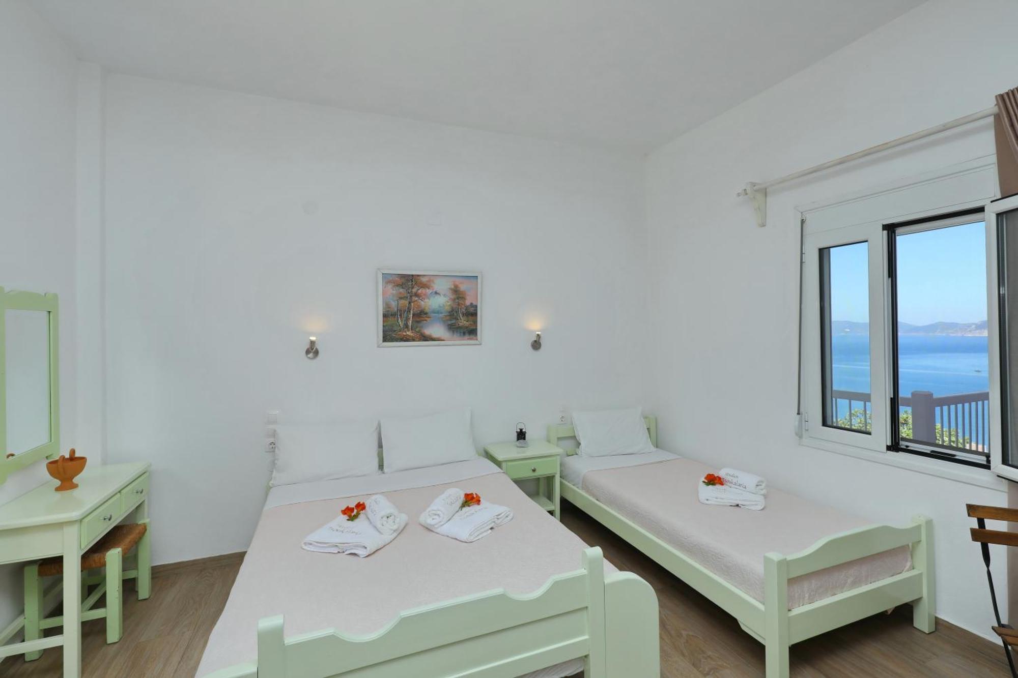 Tsoukalaria Studios Skopelos Town Exterior photo