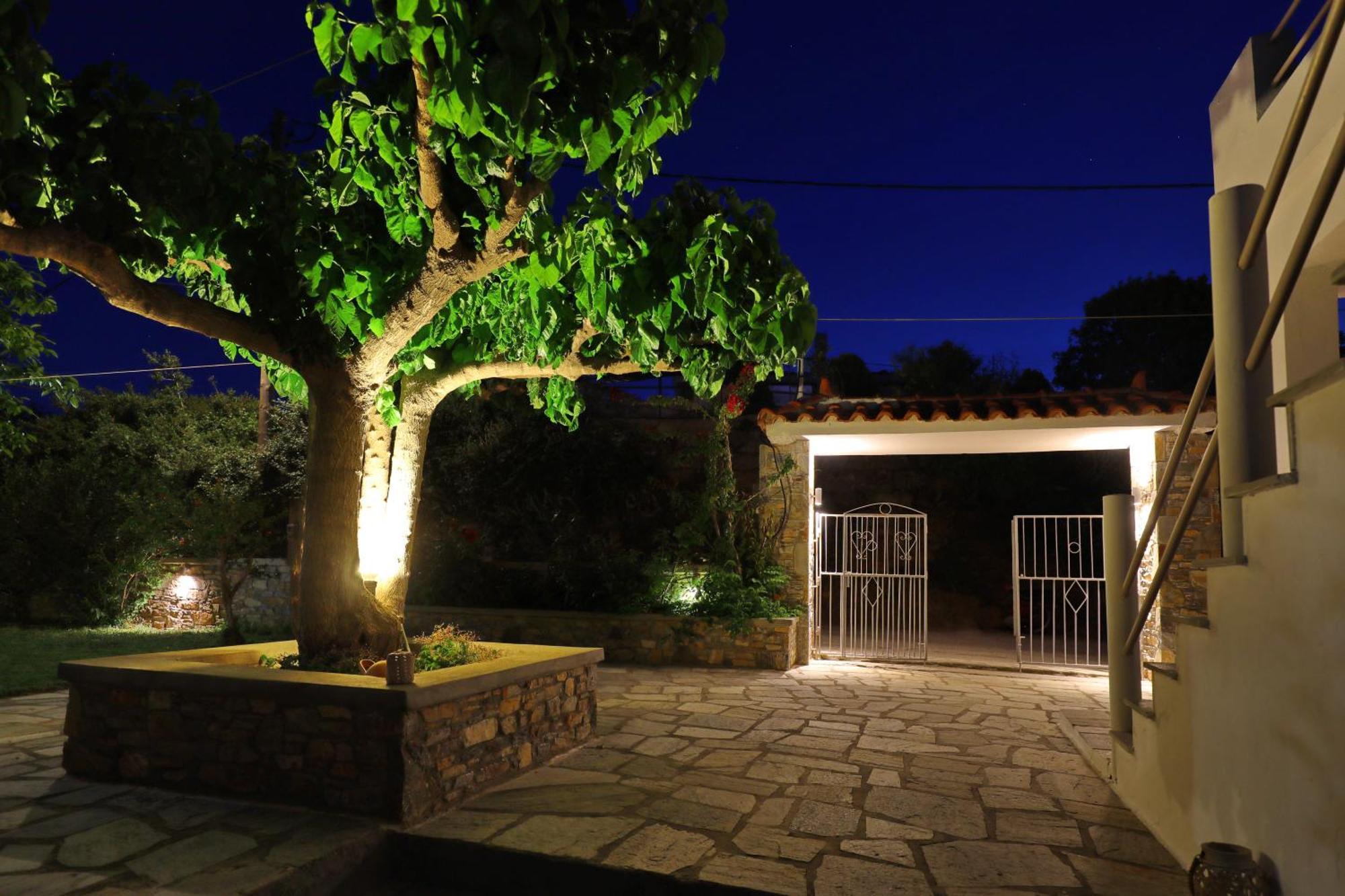 Tsoukalaria Studios Skopelos Town Exterior photo