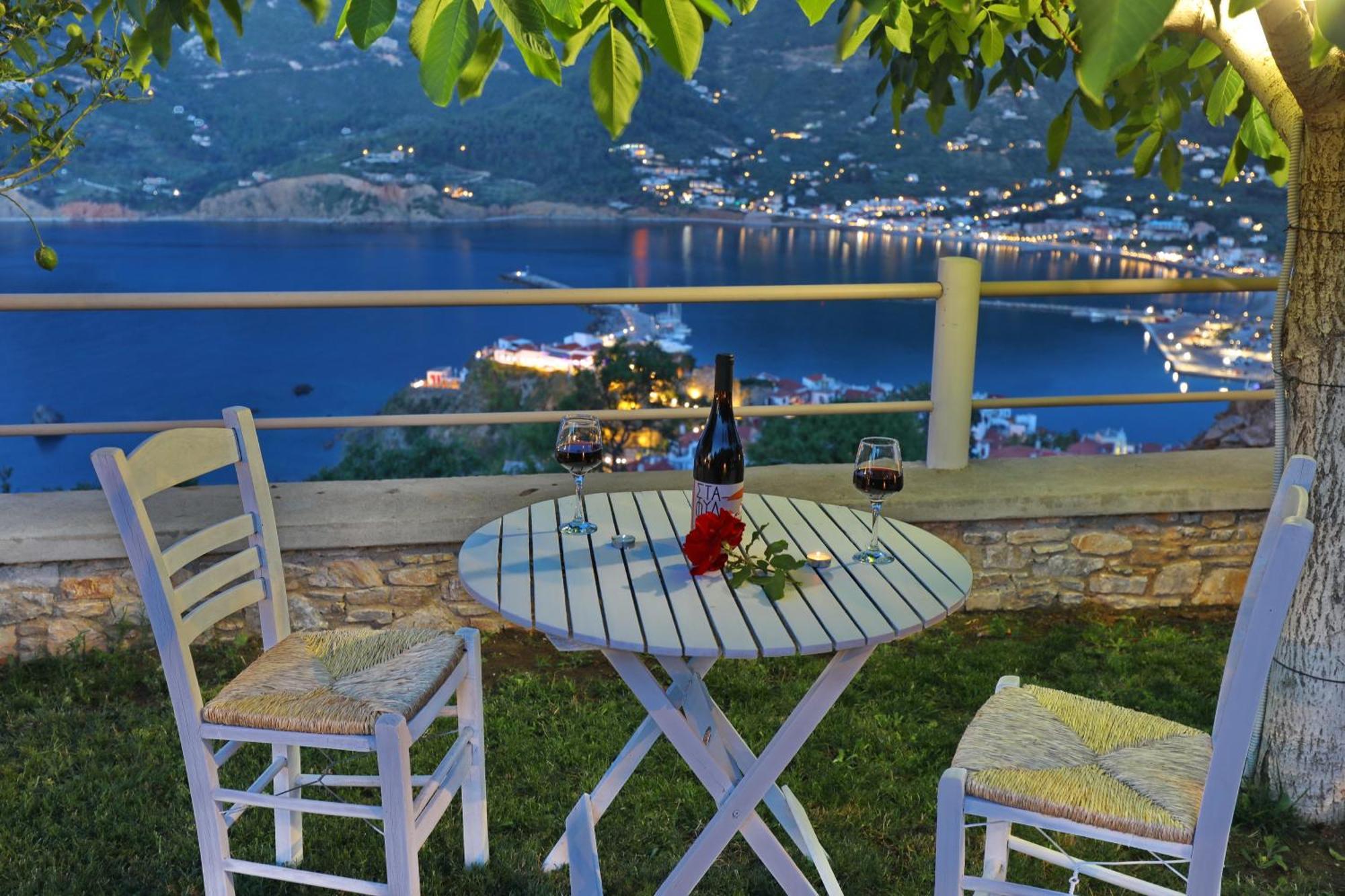 Tsoukalaria Studios Skopelos Town Exterior photo